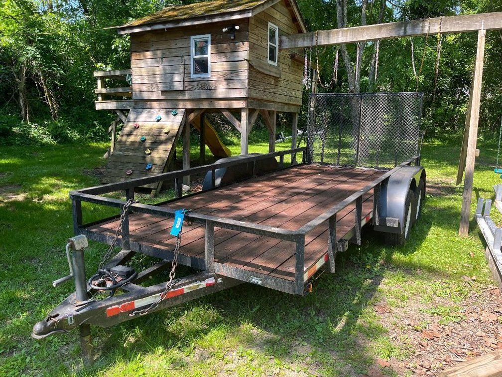 International utility 16'x8' trailer w/ ramps