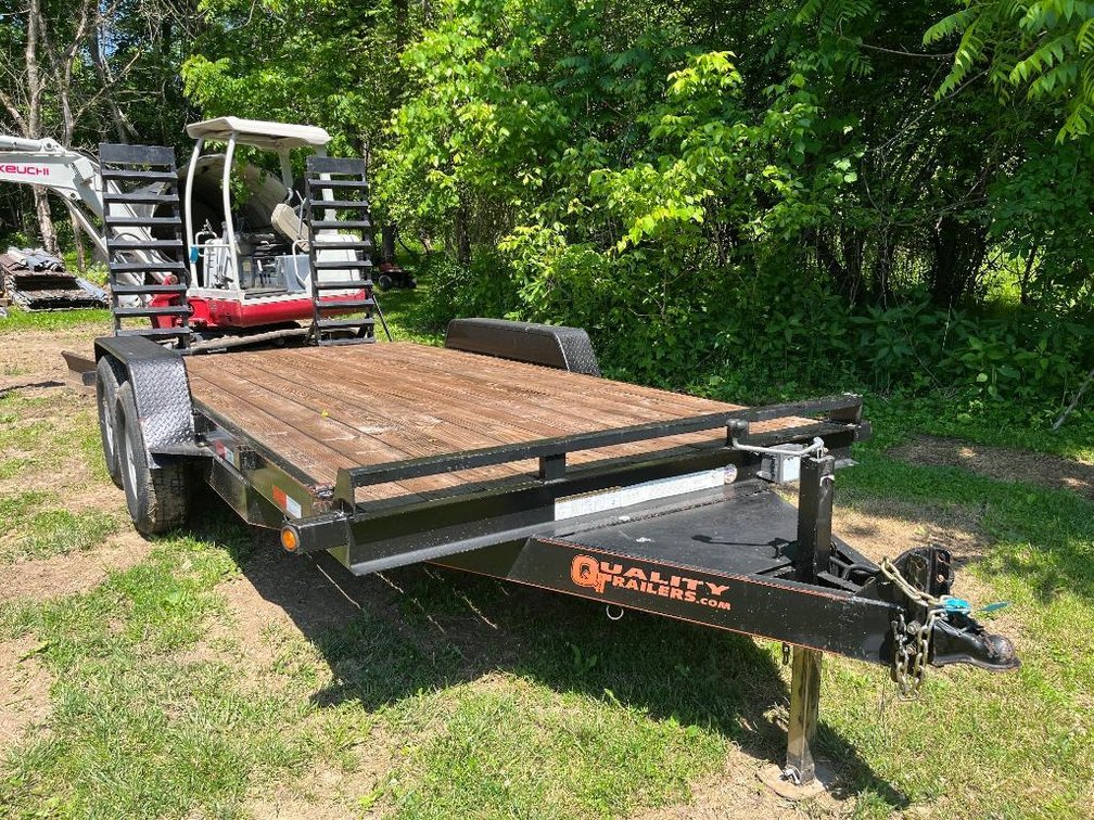 2016 Quality 16'x6' utility trailer w/ ramps and dovetail
