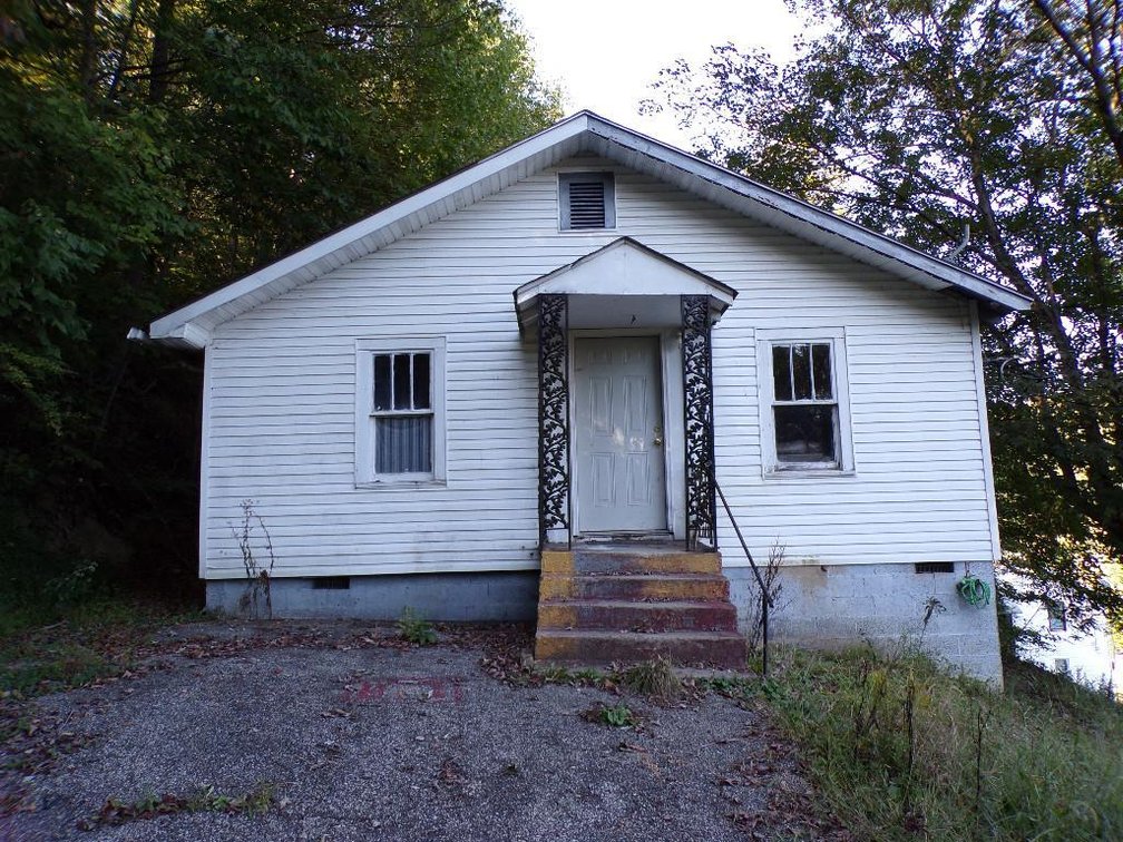 Image for SOLD - 2 Kanawha County Properties Selling to the Highest Bidders