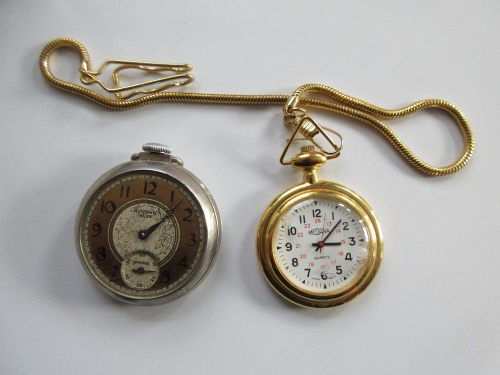 Art deco Ingraham Everbrite Major vintage pocket watch w/ missing glass and Medana pocket watch