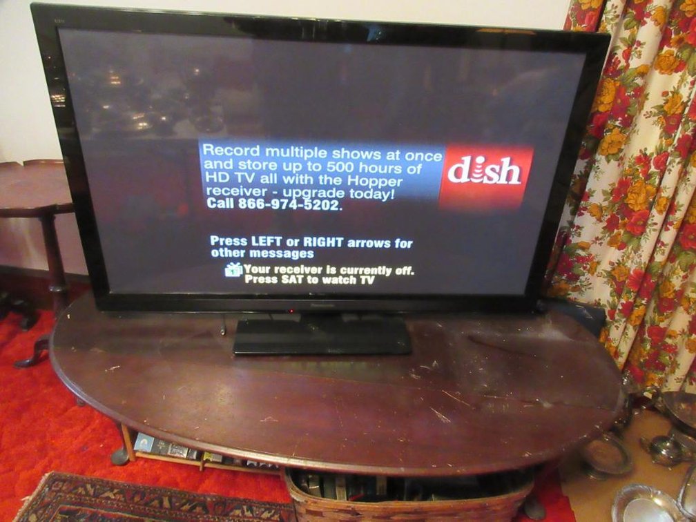 Panasonic 50" TV w/ Queen Anne coffee table