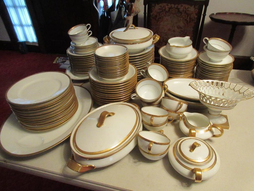 Theodore Haviland Limoges China set