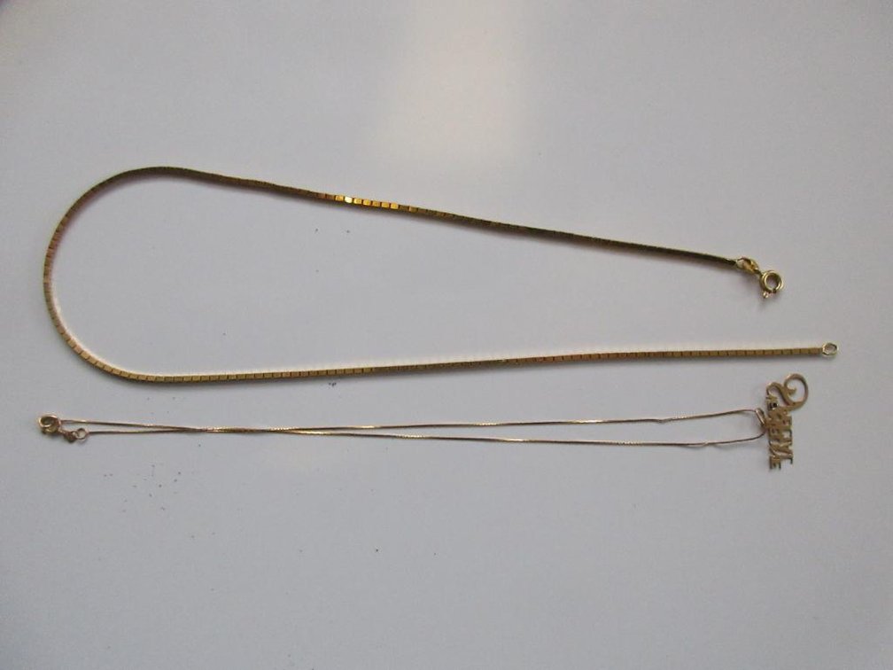 Two 14-carat gold necklaces