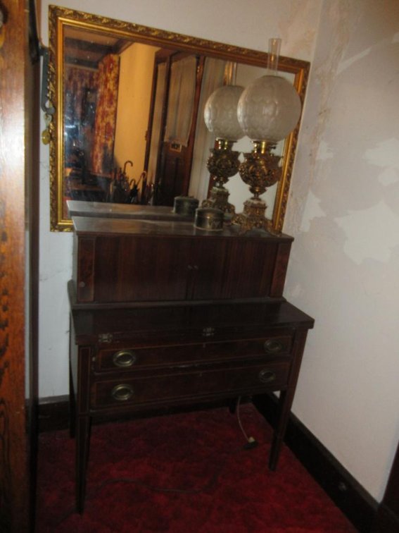 Sheraton desk w/ lamp and mirror