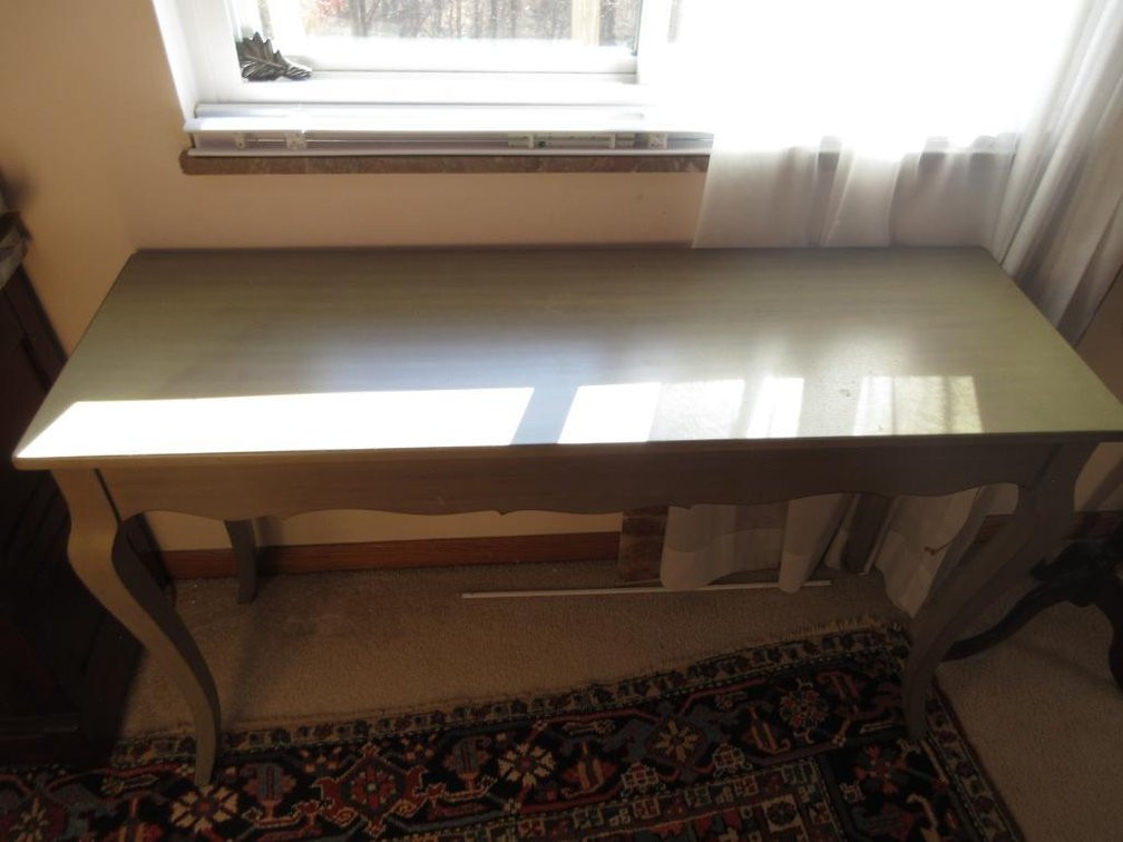 green sofa table