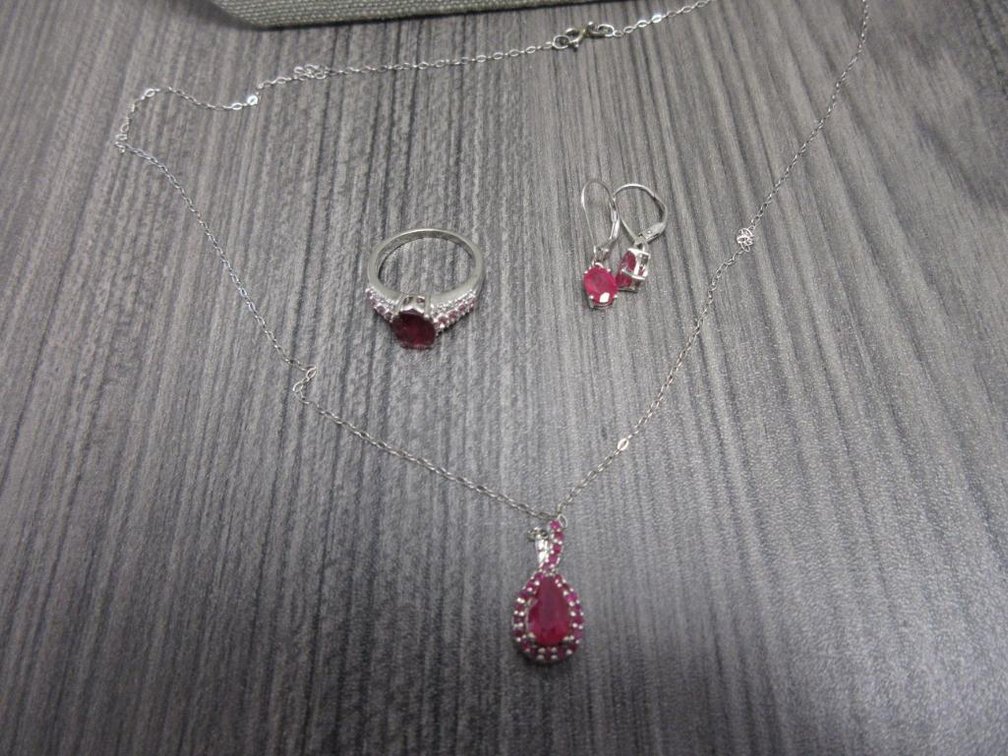 Niassa Ruby in Platinum Overlay Sterling Silver Necklace(20in) Ring(sz7) and Earrings