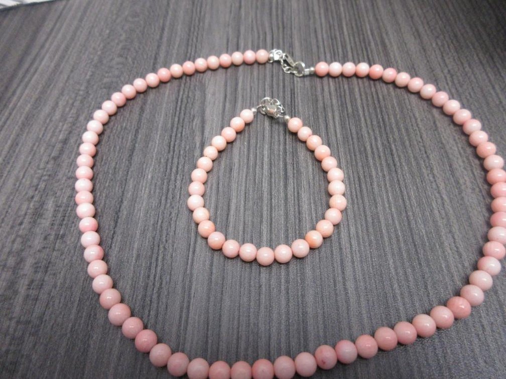 Peach Color Coral Necklace and Bracelet