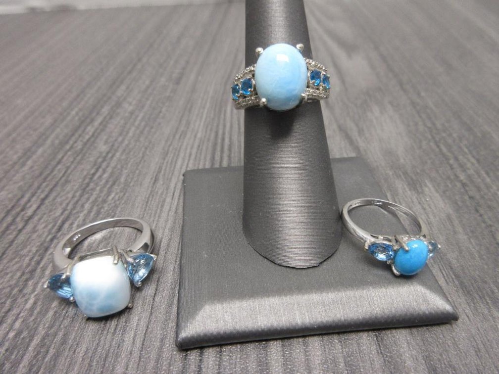 Three Rings Size 7 Blue Stones and Gems