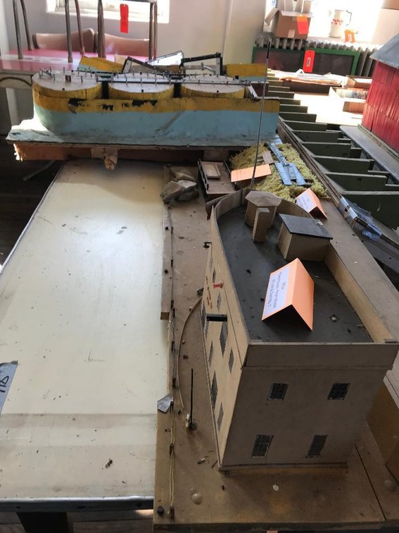 Power house model, grass w/ stairs model from model of Lock & Dam No. 7 Greensboro, PA