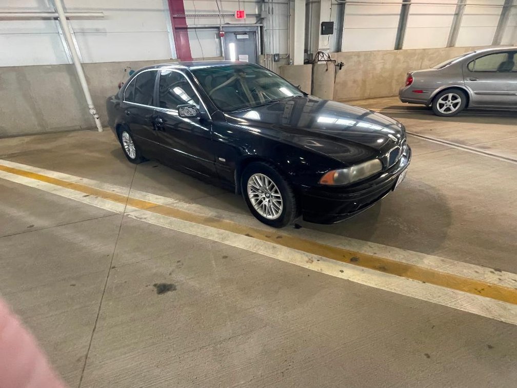 2002 BMW 530i