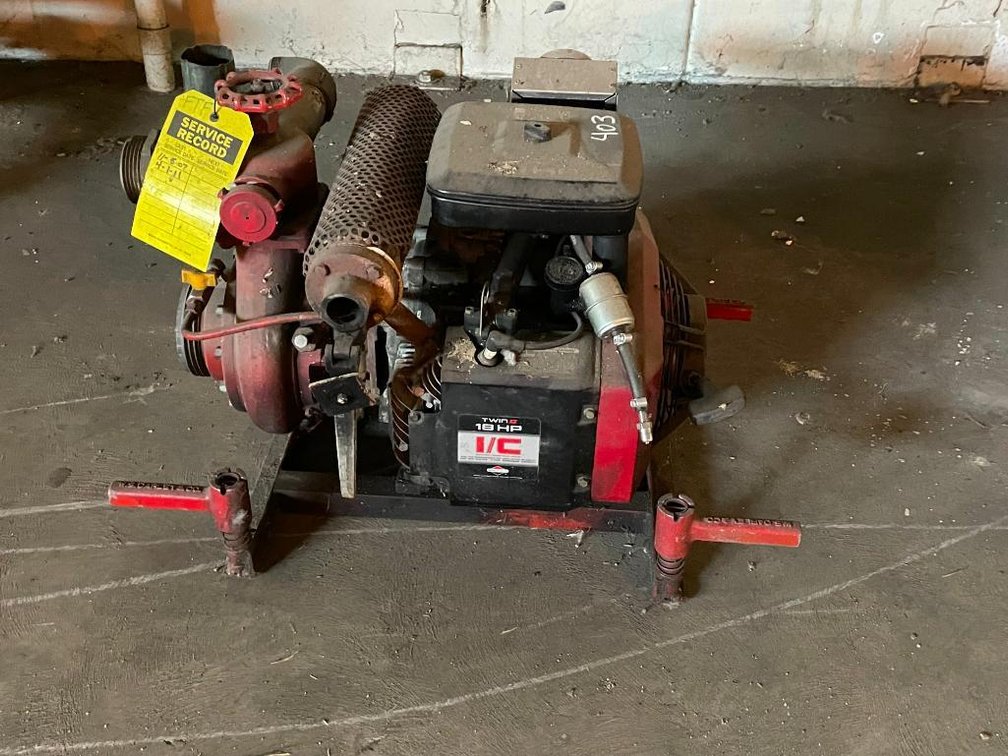 Briggs & Stratton 18HP gas-powered water pump
