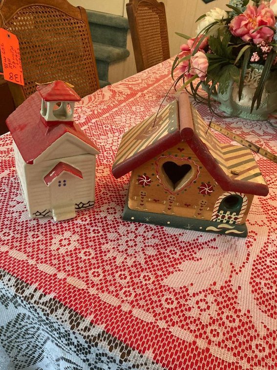 Decorator bird house & bird house cookie jar