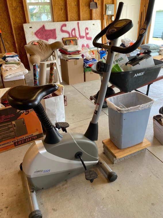 Stamina 5325 magnetic upright exercise bike