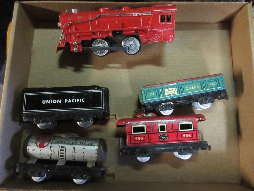 Marx engine and cars