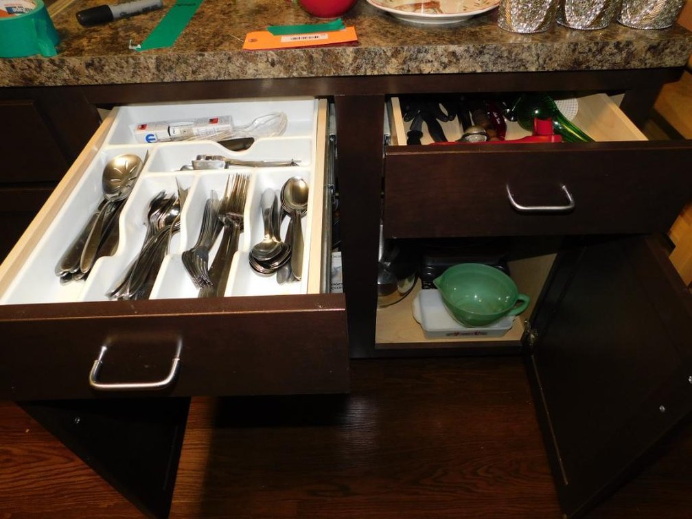 Stainless flatware, steak knives, bakeware, dessert decorator, Fire King measuring bowl
