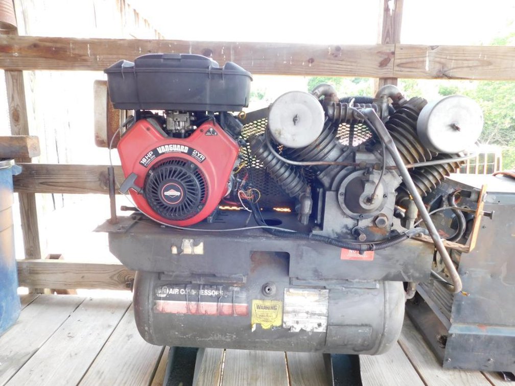 Napa brand air compressor & tank w/ Vanguard by Briggs & Stratton 16HP V-Twin OHV