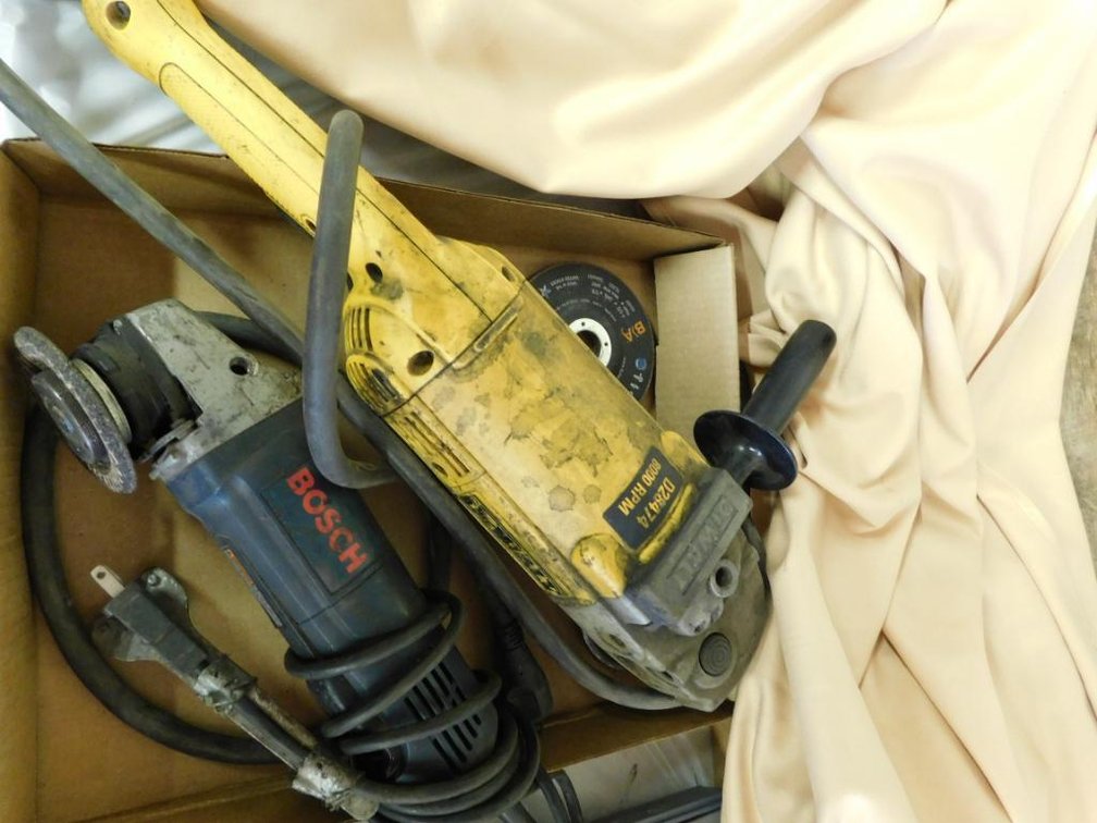 DeWalt D28474 8000RPM & Bosch 1810PS 11,000 rotations per minute angle grinder