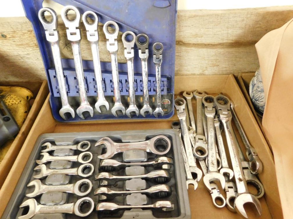 Flex Gear wrenches & other gear wrenches assorted sizes, some metric & some imperial