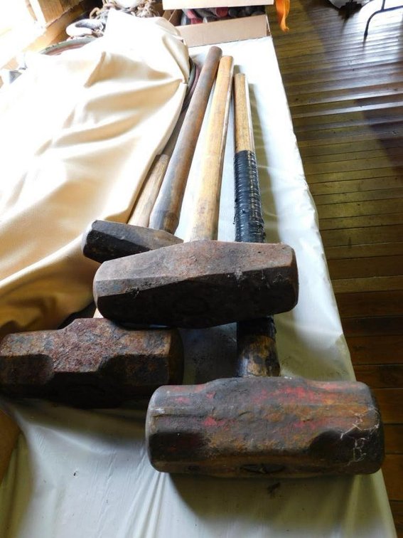 4 Sledge hammers