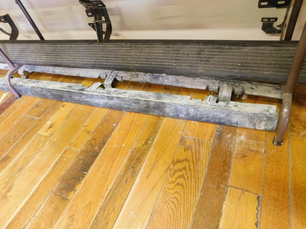 2 Sets of running boards