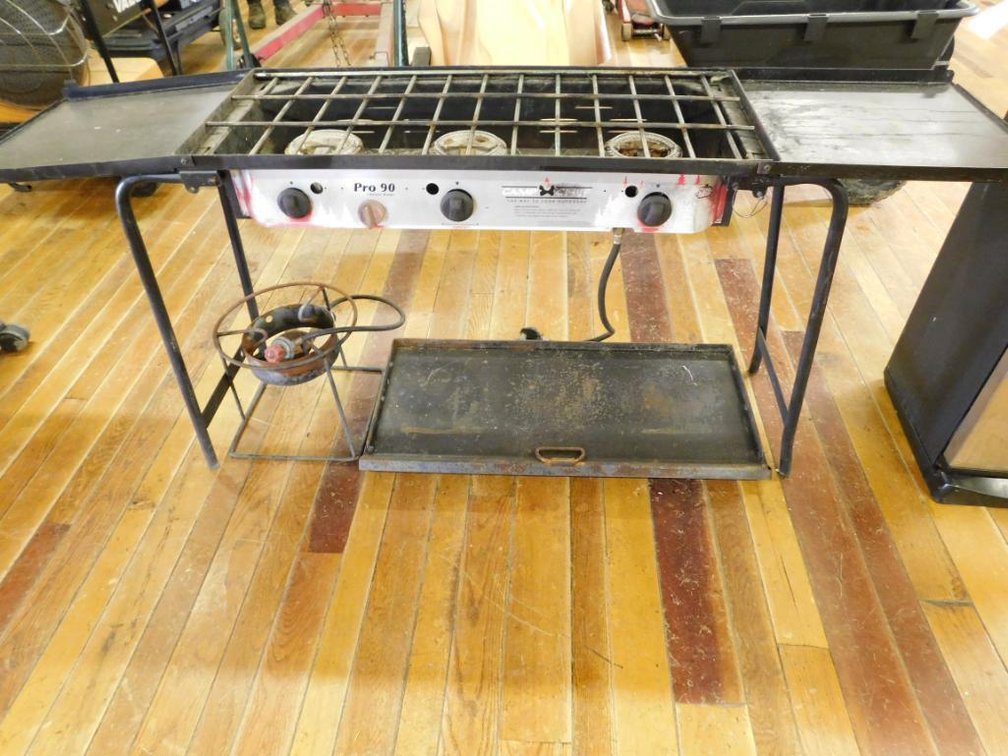 Camp Chef Pro 90 3-burner propane range w/ propane burner & griddle top
