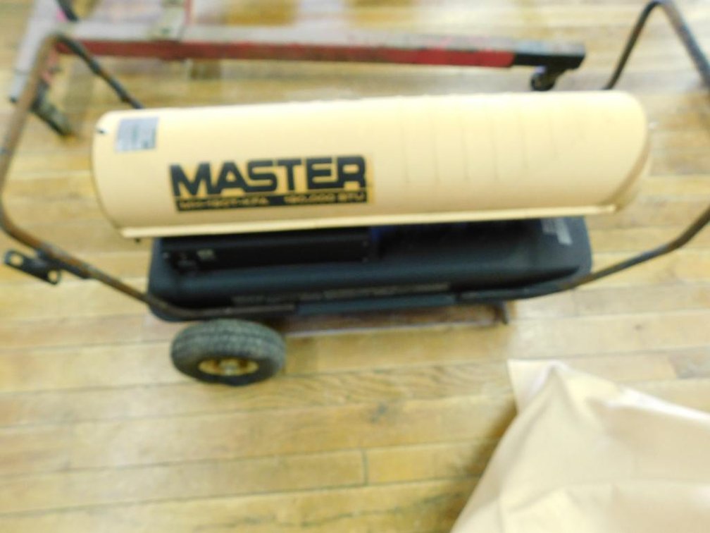 Master MH-190T-KVA 190,000 BTU kerosene torpedo heater