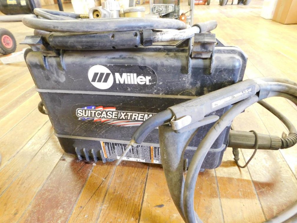 Miller Suitcase X-Treme 12 VS wire feeder portable welder