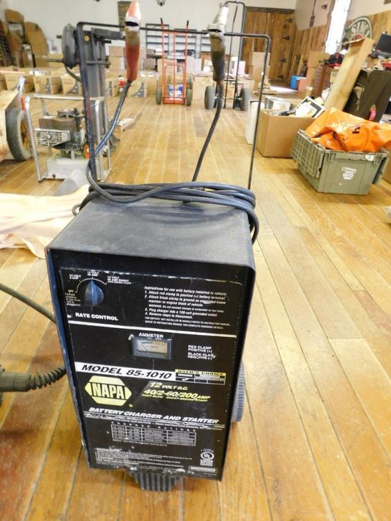 Napa model 85-1010 battery charger & starter
