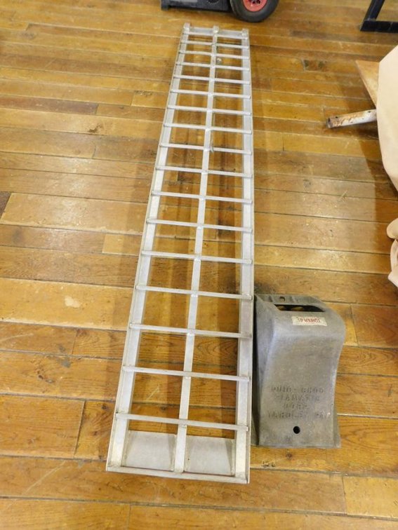75" Aluminum ramp & tire block