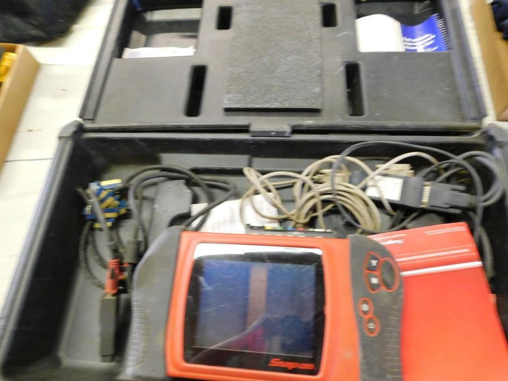 Snap-On Modis ECM code scanner for diagnostics