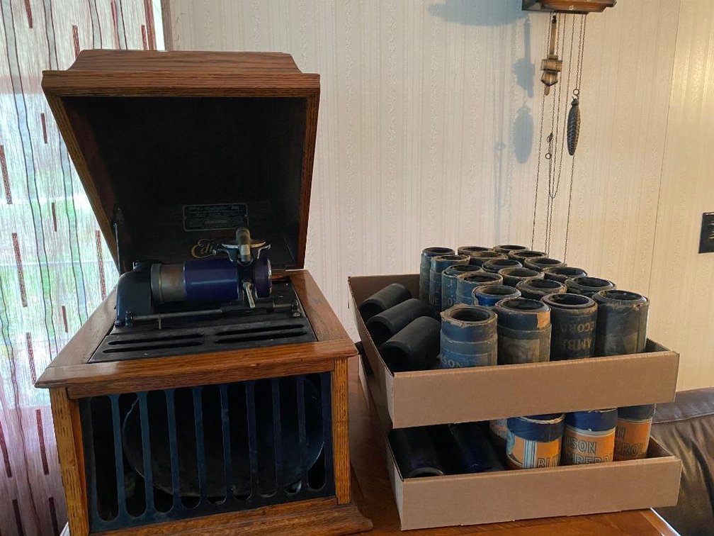 Antique Edison Amberola cylinder player and 2 boxes of wax cylinders  WORKS