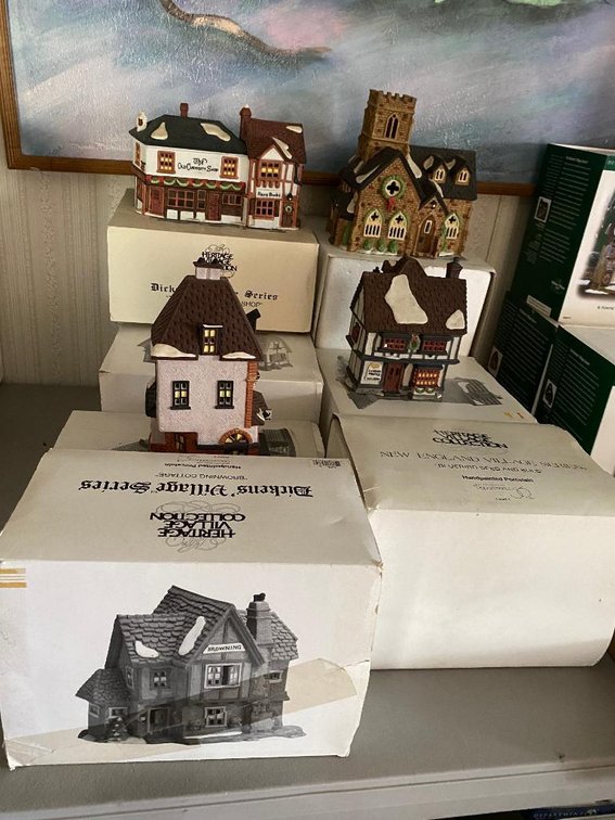 Lot 8 Dept 56 Heritage Village Collection houses, some boxes