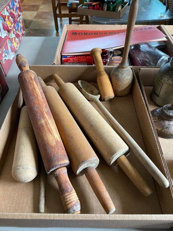 Lot primitives: rolling pins, mashers, etc