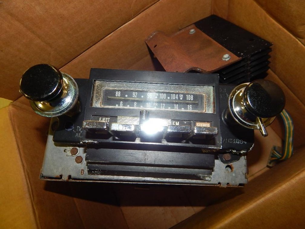 74 Buick AM/FM 8-track