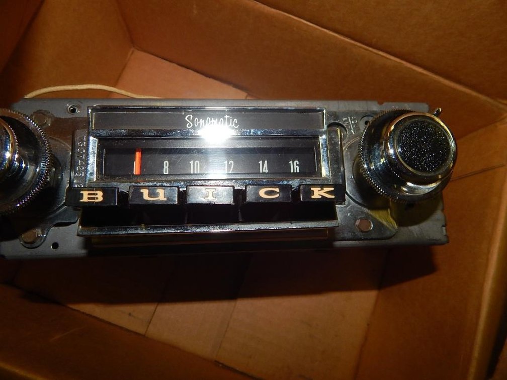 68 Riviera AM radio