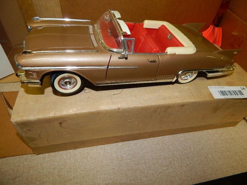 1958 Cadillac Eldorado Seville model car