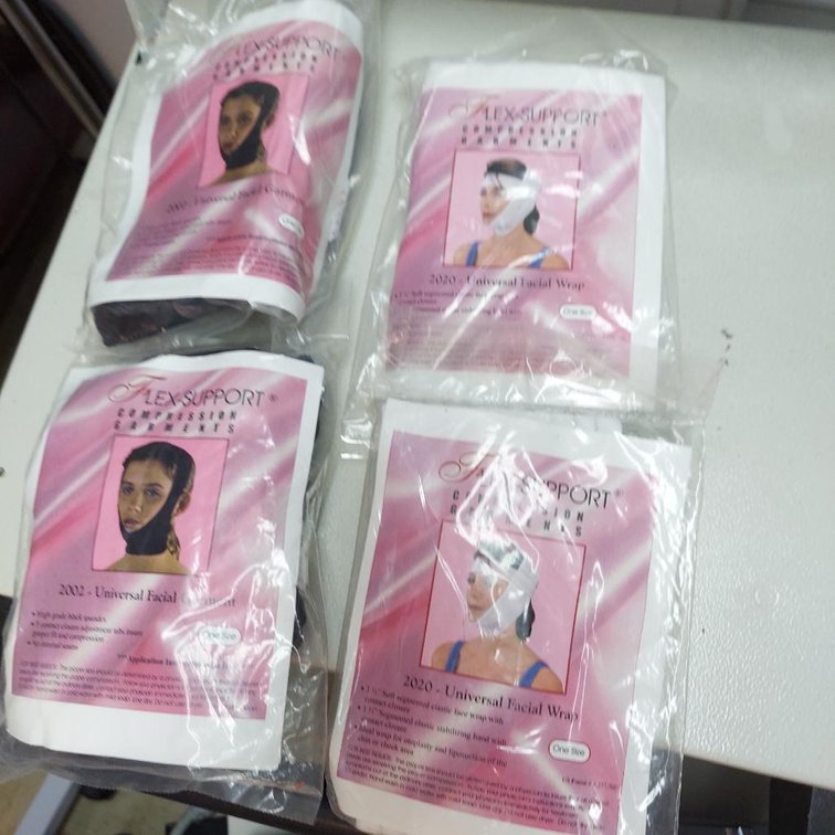 Lot of 4 face wraps