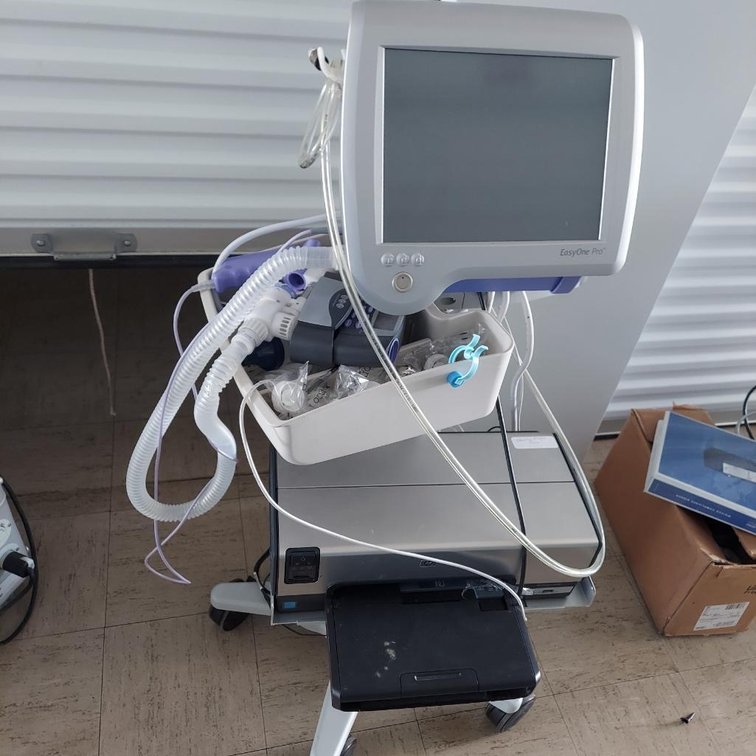 EasyOne Pro spirometer w/ printer