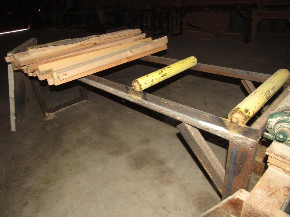 Conveyor Rollers 8ft long, 24 inches wide