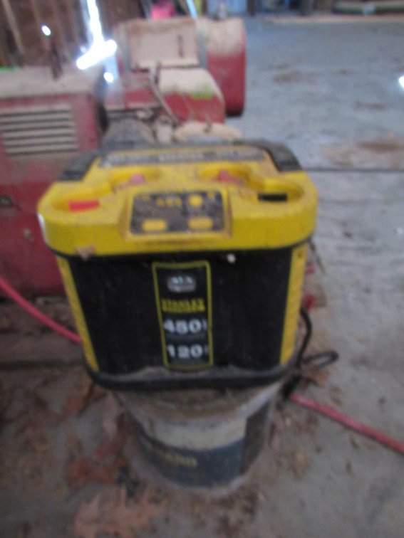 Stanley Fat Max Battery Charger