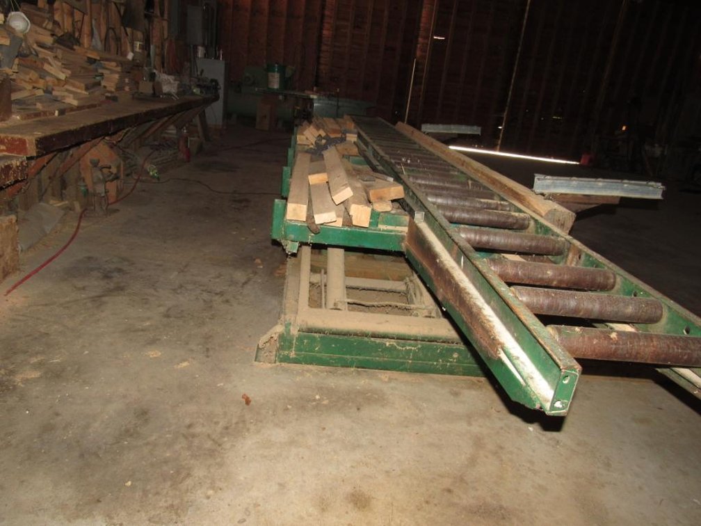 Scissor Lift Work Table with Rollers AirTechnical Industries Model# SLH1048102EM / Approx. 20'long x 48" wide