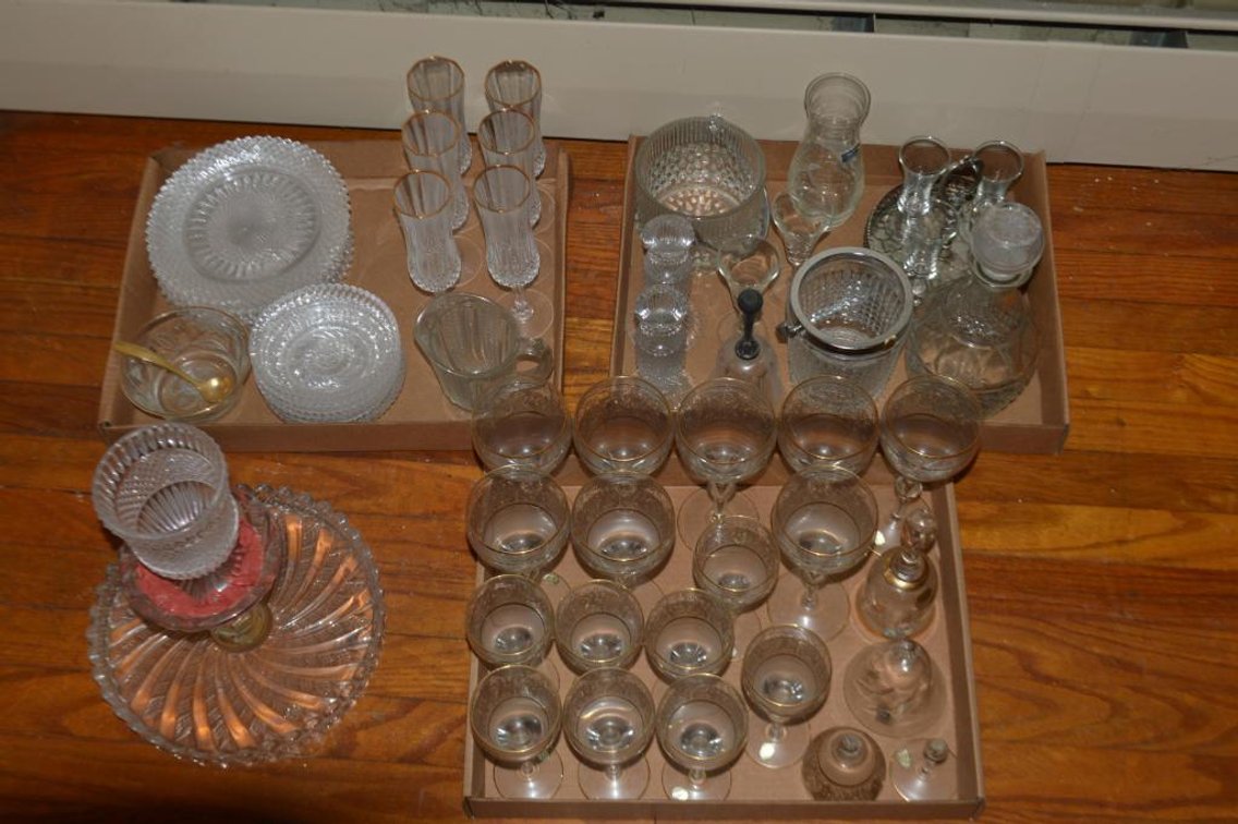 Miscellaneous glassware, bowls, cups, plates