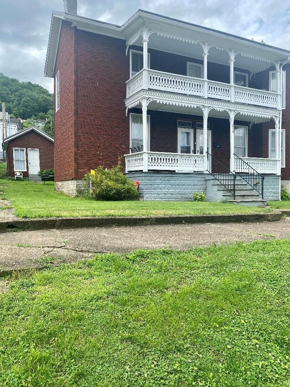 516 Temple Street – Hinton, WV 
