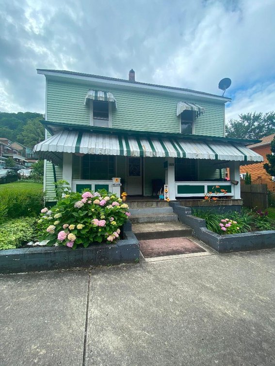 922 Summers Street – Hinton, WV 