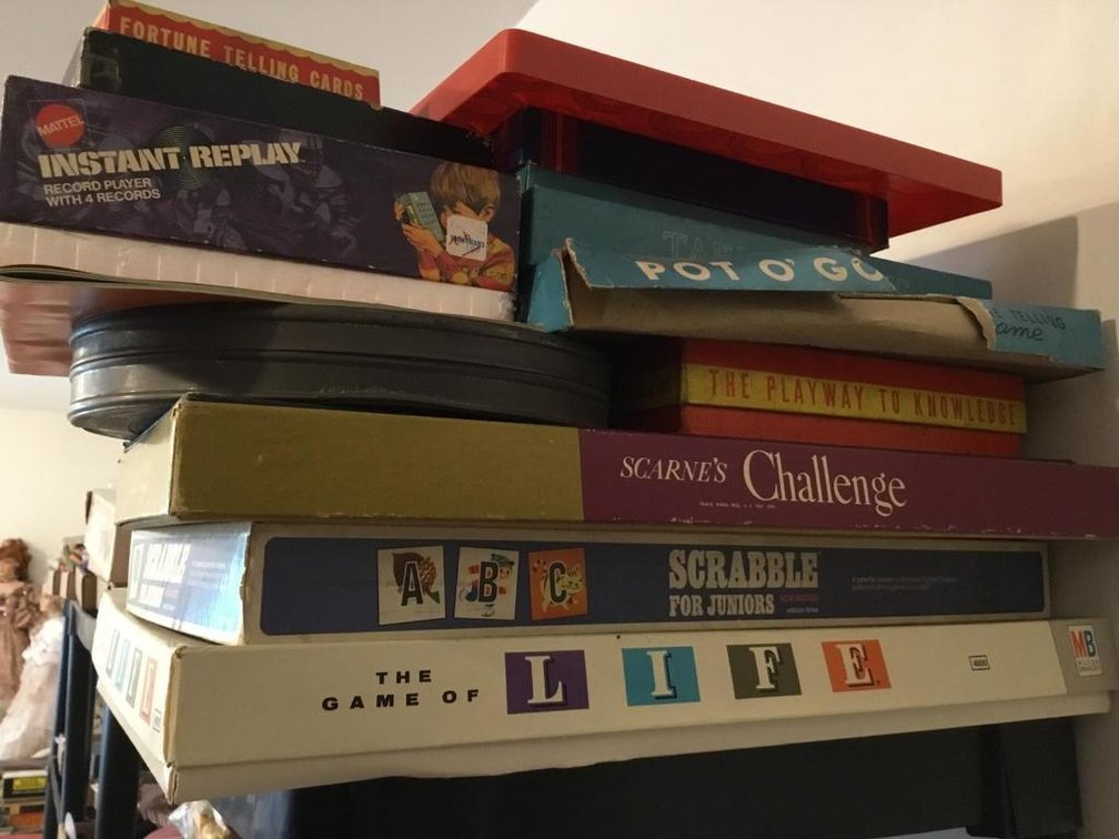 Lot of vintage games: Life, Pot O Gold, Scrabble, etc.