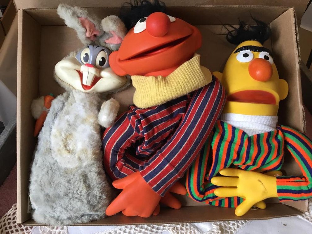 Talking Bugs Bunny and Ernie and Bert