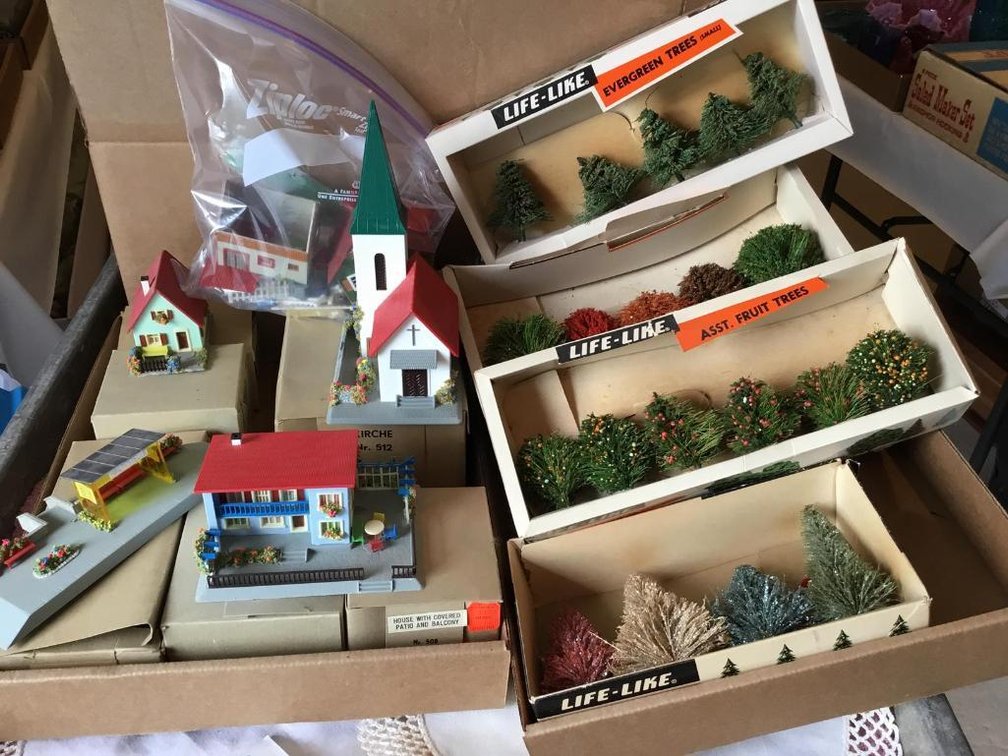 HO size train accessories: Hoffman plastic houses in boxes, Life-like trees in boxes
