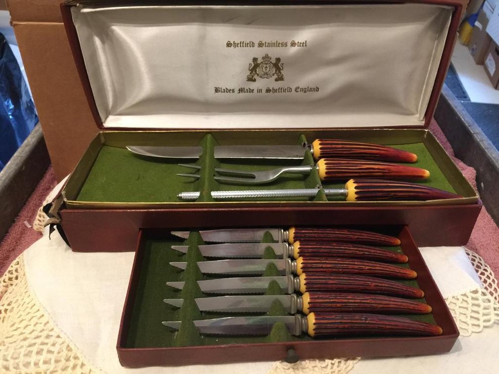 Vintage Sheffield knife and carving set in original box never used