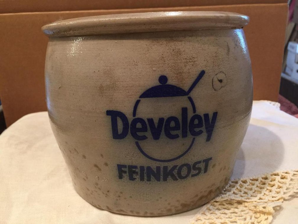Develey Feinkost advertising crock