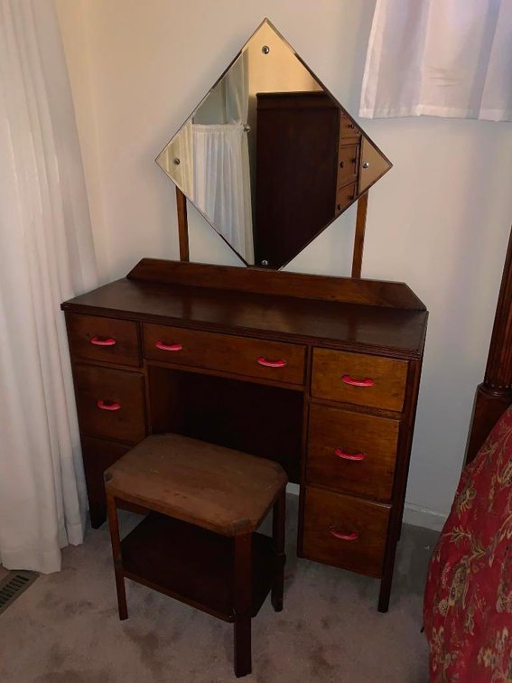 Antique vanity